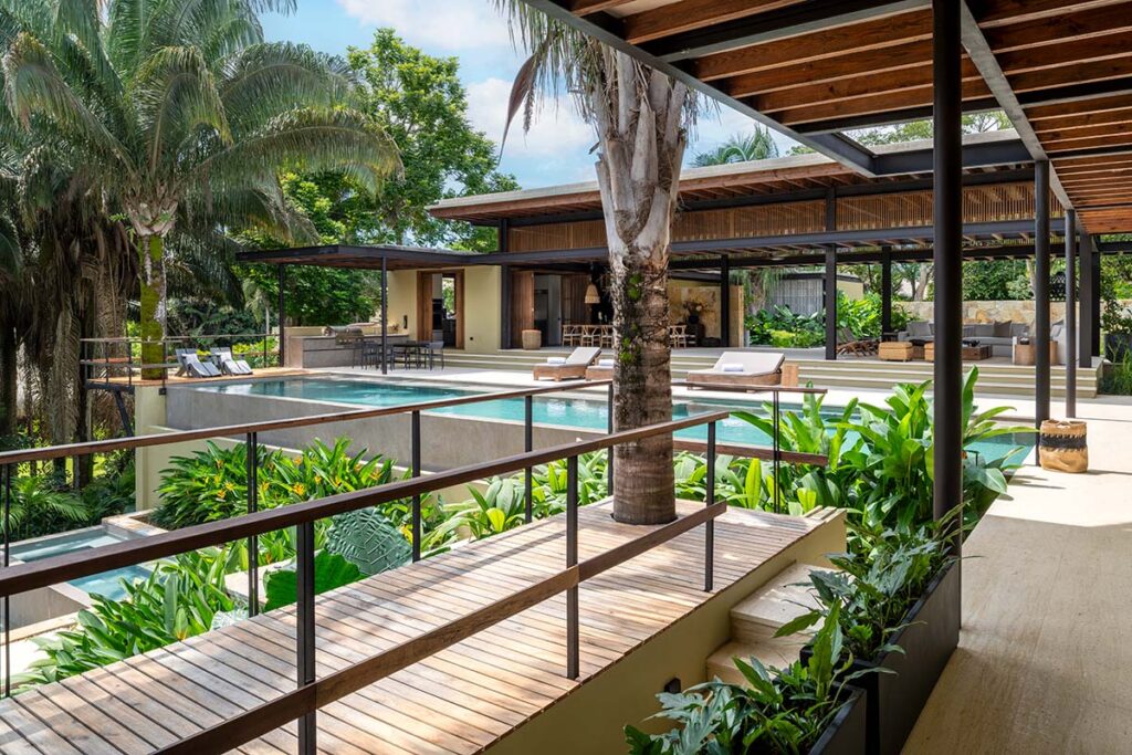 Casa en Anapoima con arquitectura moderna