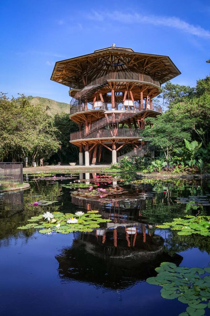 Jardín Botánico de Cali arquitectura por Simón Vélez