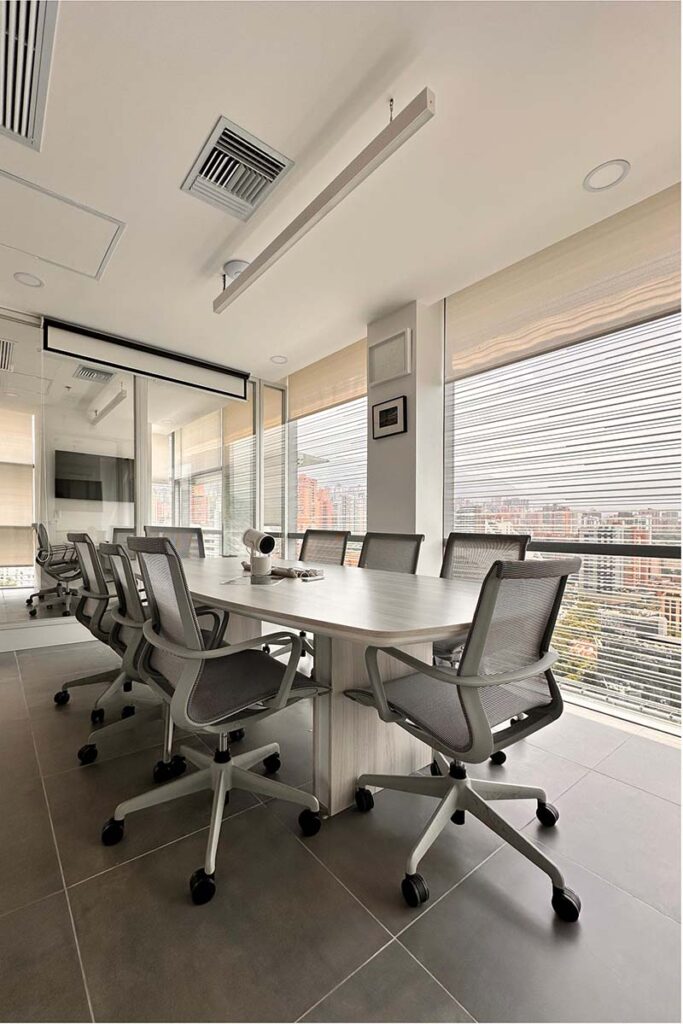 Diseño de oficinas por Tugó Proyectos Corporativos