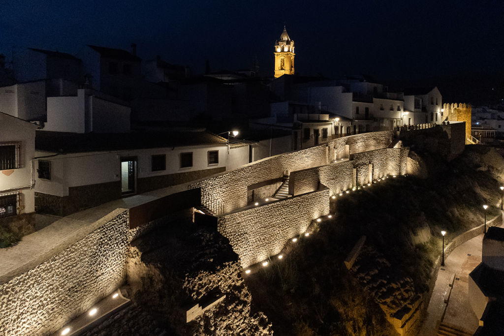 Muralla en España