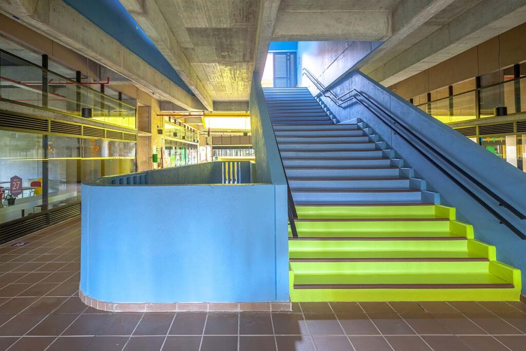 Edificio arquitectura Claustro Medellín